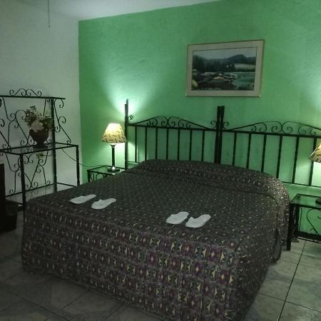 Hotel Rancho Viejo Τσιχουάχουα Εξωτερικό φωτογραφία