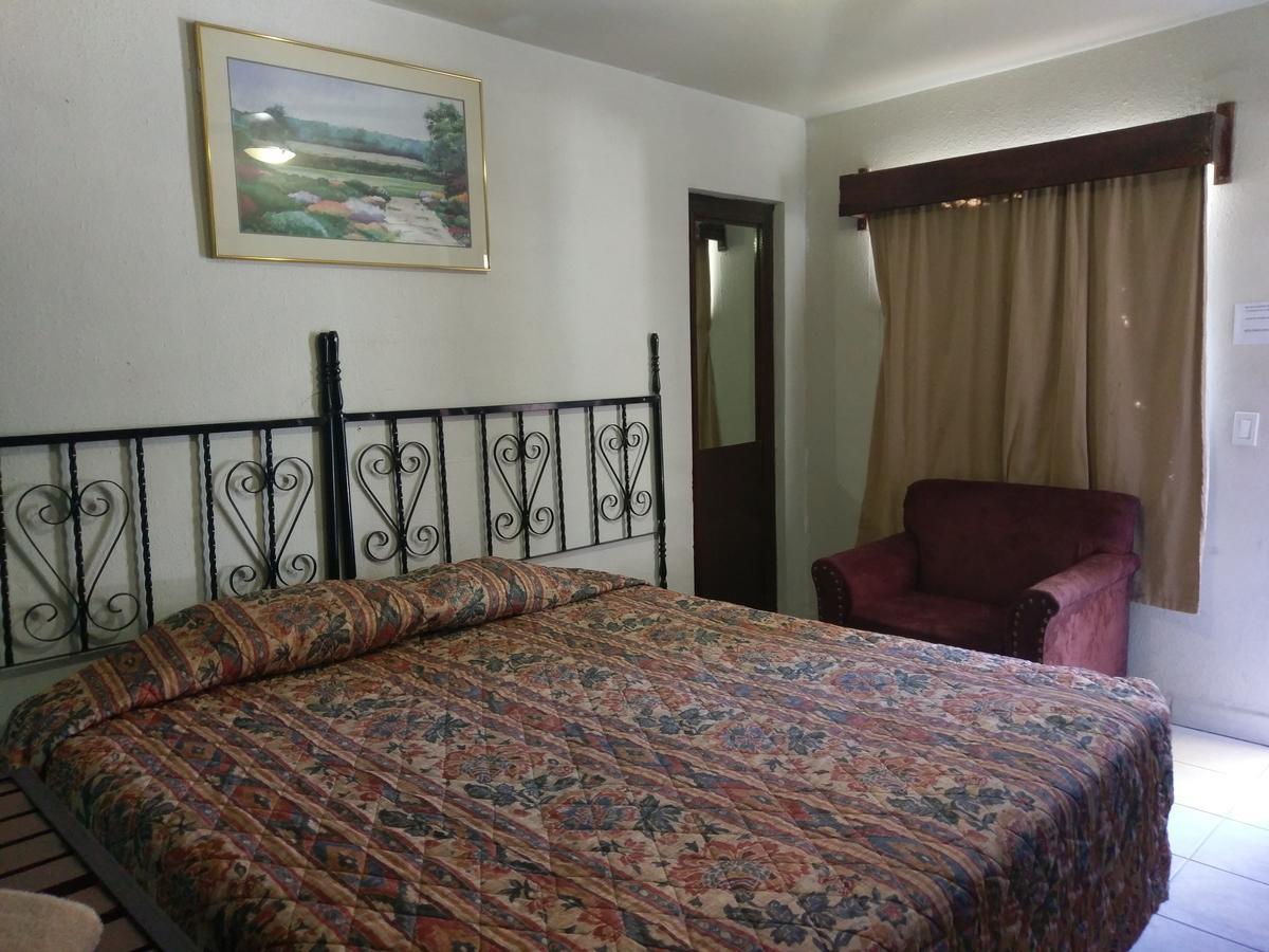 Hotel Rancho Viejo Τσιχουάχουα Εξωτερικό φωτογραφία